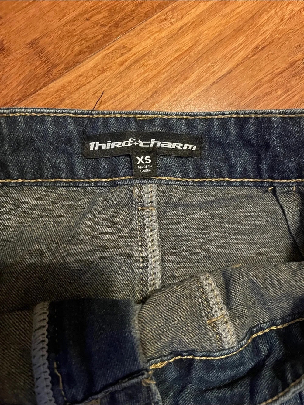 Third charm dark blue